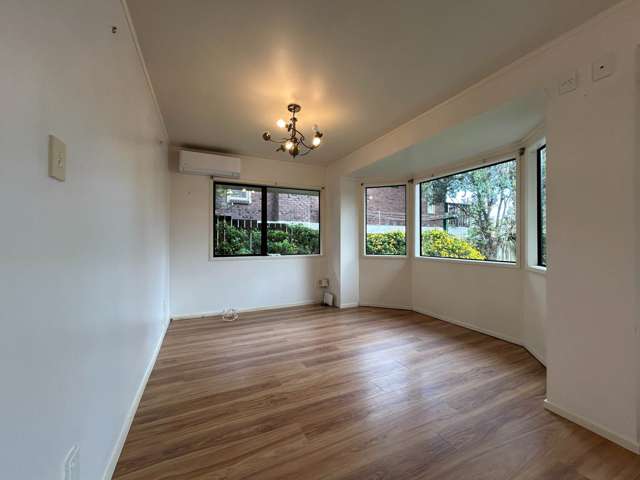 Mckenzie Avenue Arkles Bay_1