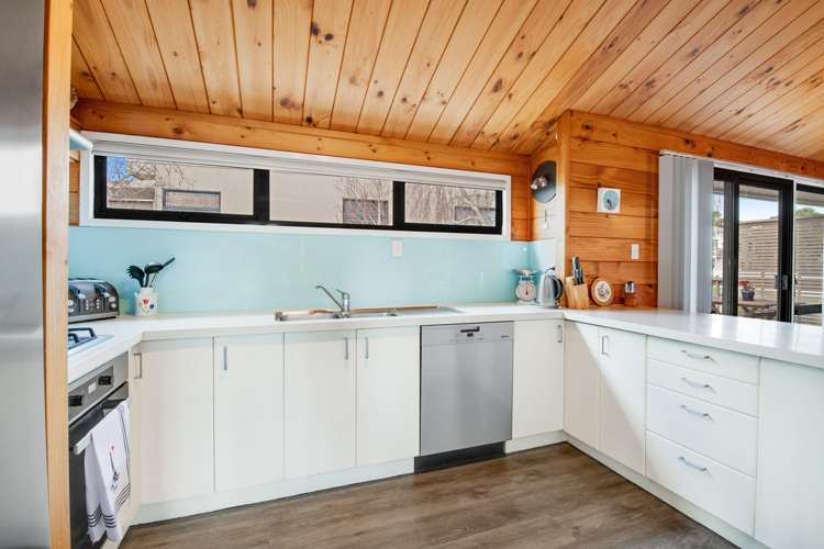 124 Pacific Parade Army Bay_11