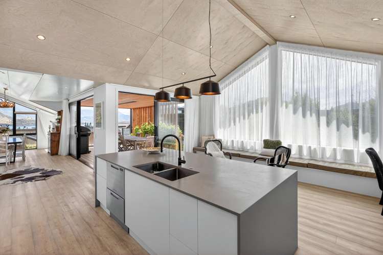 23 Westview Road Wanaka_6