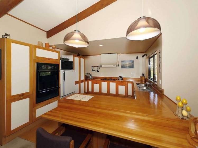 609 Port Underwood Road Whatamango Bay_17