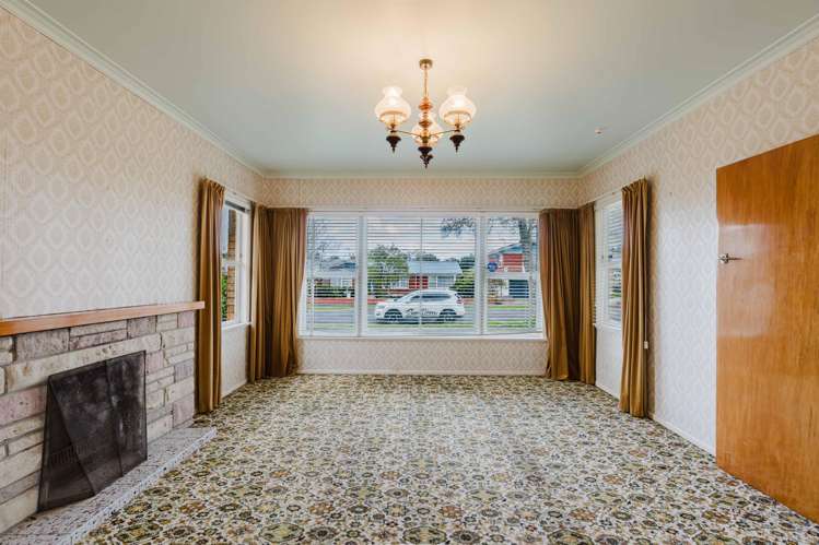 7 Scott Avenue Hamilton East_15