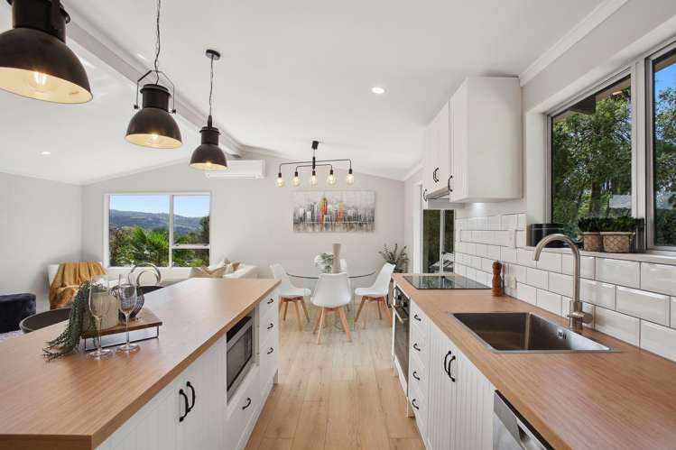 36 Sun Valley Hatfields Beach_14