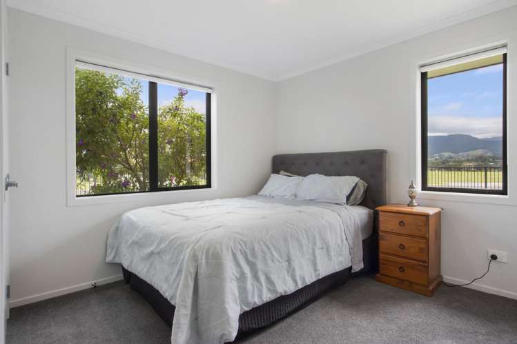 14 Eastbank Drive Katikati_12