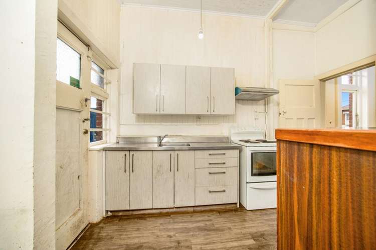 372 South Road Caversham_4