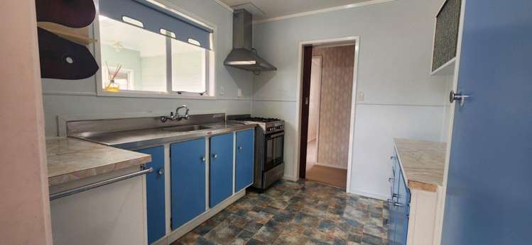 27 Browning Crescent Owhata_5