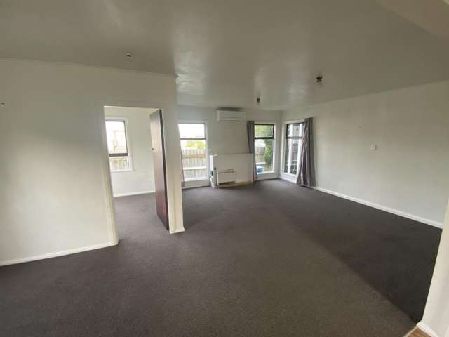 23 Meadows Avenue 1369_2
