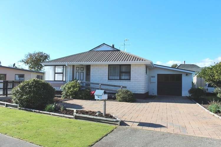 12 Feary Crescent Takaka_0