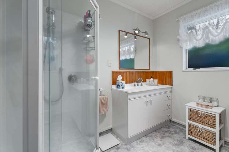 35 Cromwell Drive Fitzroy, Hamilton_15