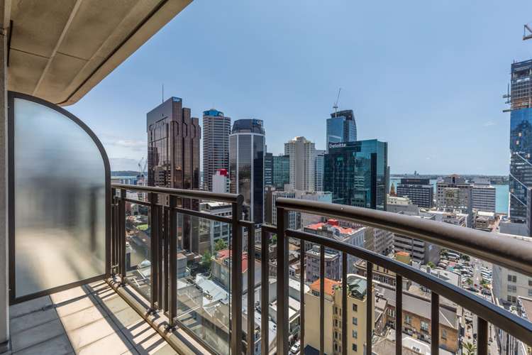 1707/1 Courthouse Lane Auckland Central_1