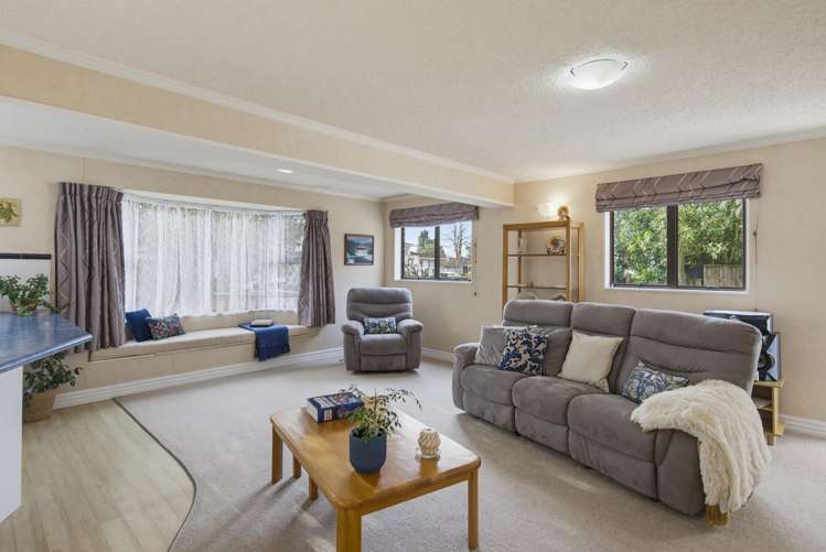 2 Eden Street Levin_11