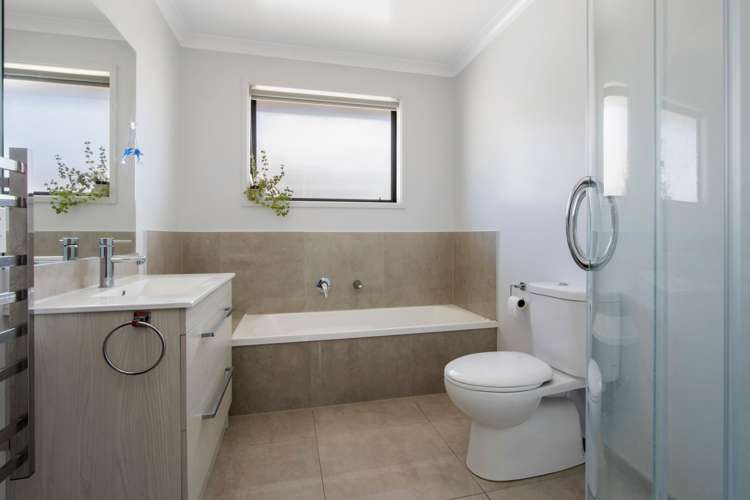 22 Clive Road Katikati_12