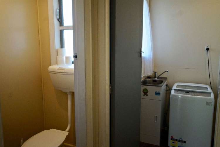 38 Lyndon Street Waiau_11