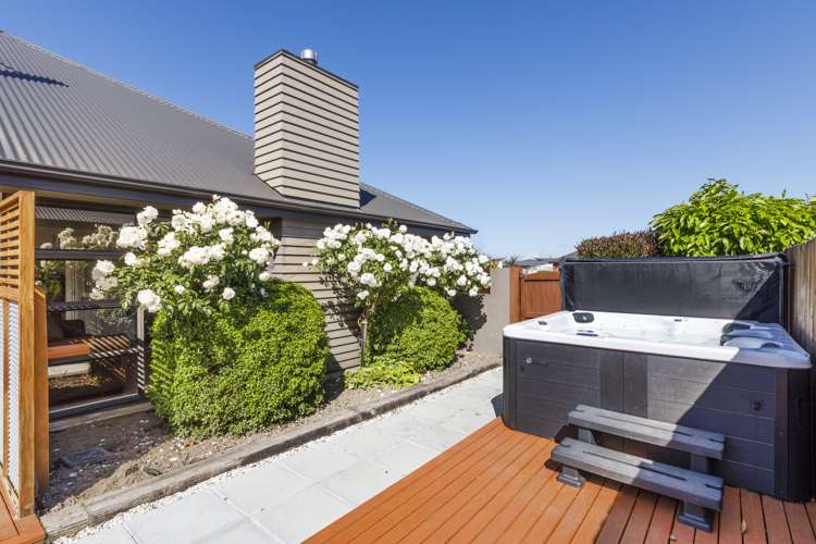 8 Trump Place Kelvin Grove_8