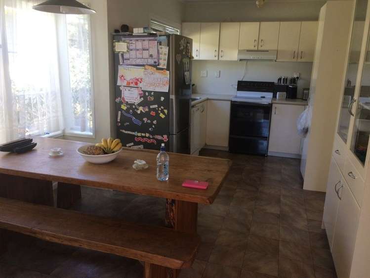 21 Rewarewa Road Te Atatu Peninsula_2