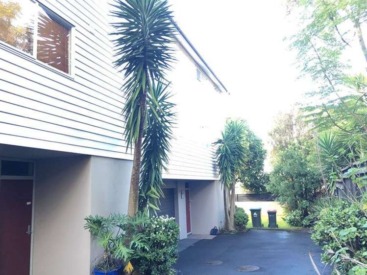 Campbell Road Royal Oak_0