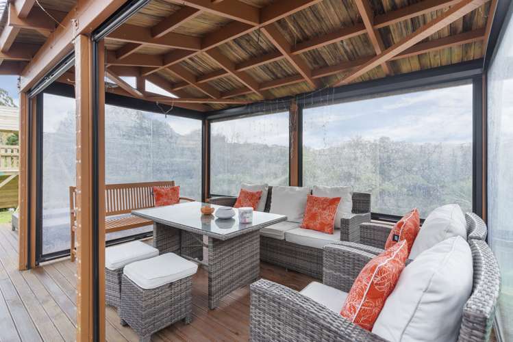 73 Sovereign Street Flat Bush_10