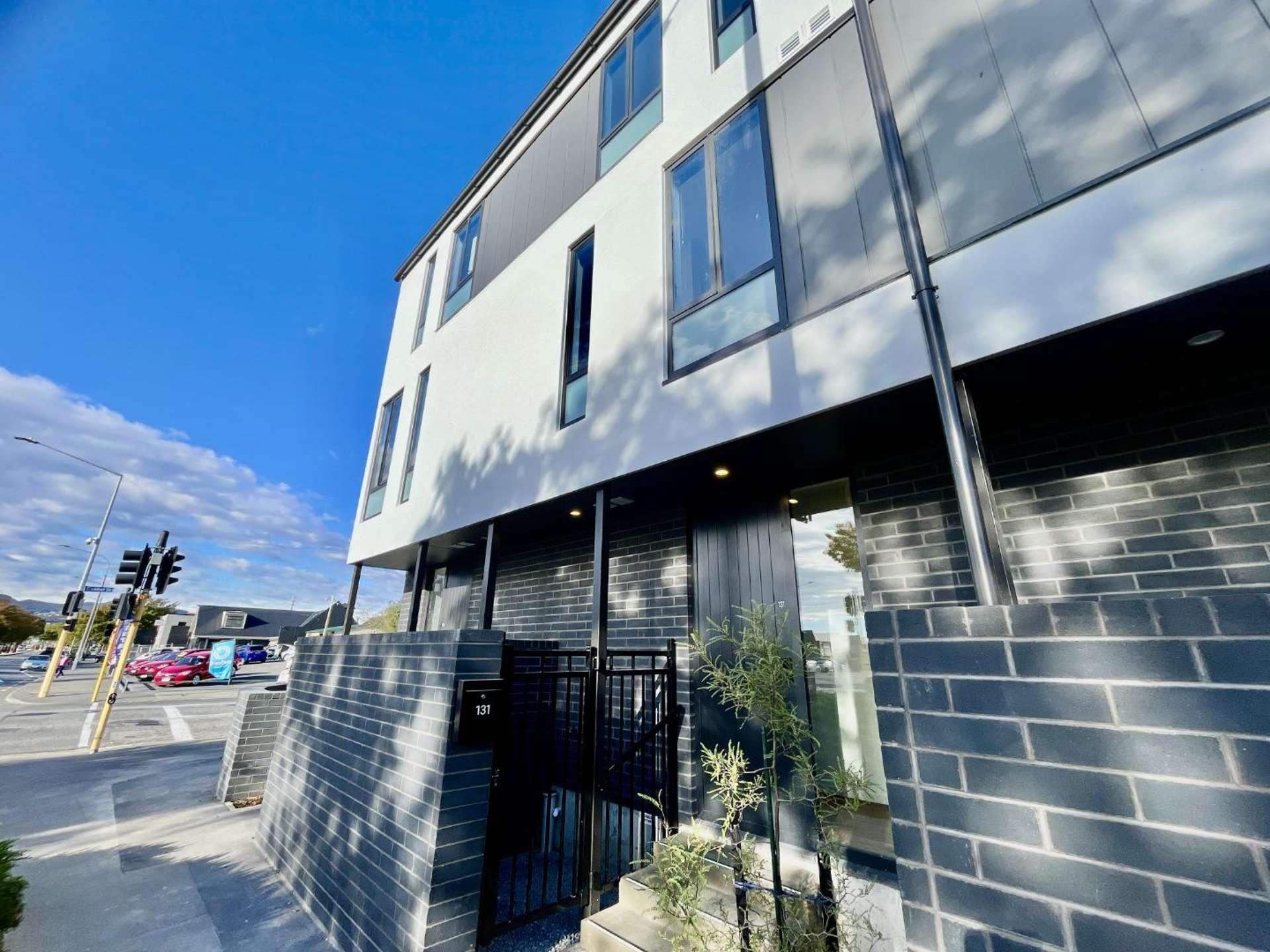 131 Fitzgerald Avenue 1419_0