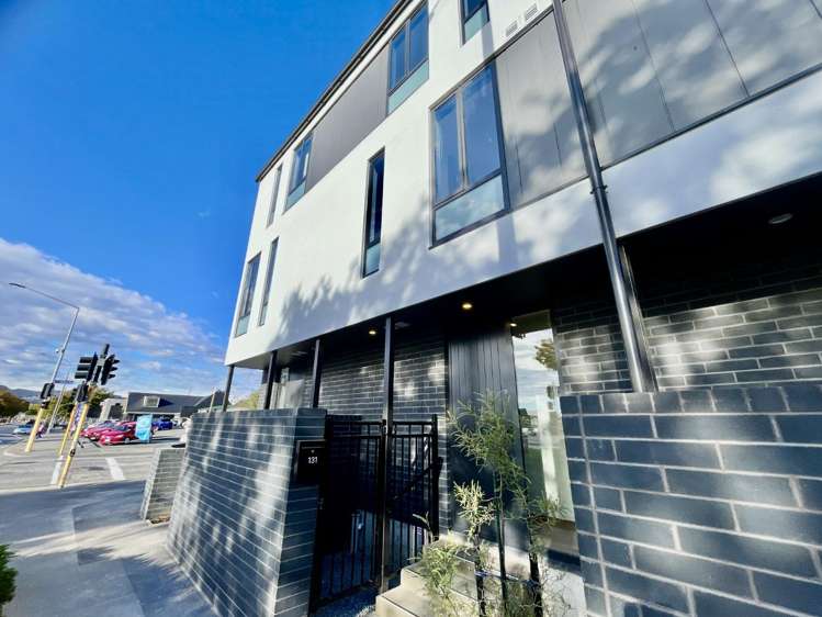 131 Fitzgerald Avenue 1419_0