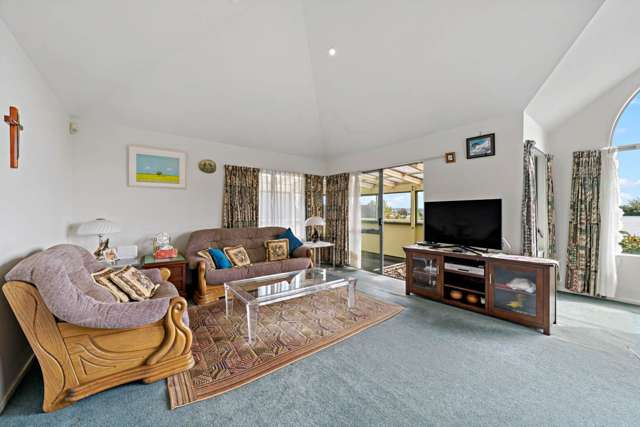 40 Goldfinch Rise Unsworth Heights_3