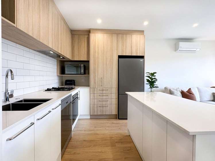 85 NGANUI AVENUE "Waiata Shores" Takanini_6