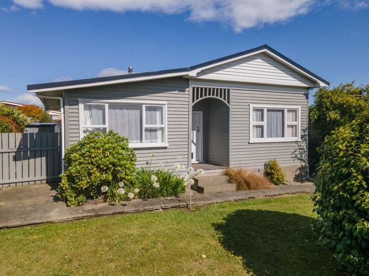 24 Avenue Road_0