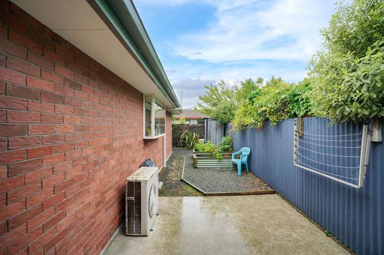 149 Queens Drive Richmond_19