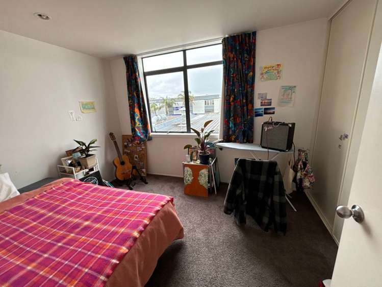 127L Queens Road Panmure_10