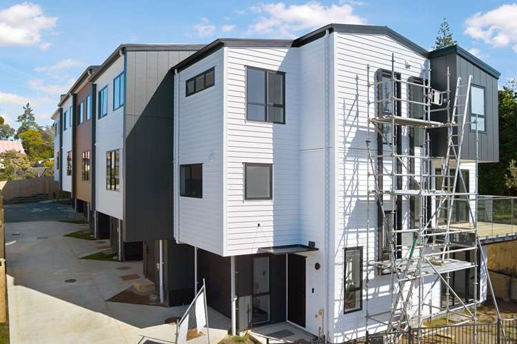 11 Sarona Avenue Glen Eden_23