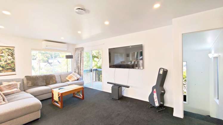 5 Sispara Place Beach Haven_10