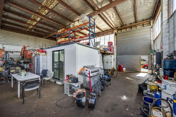 Units 1-4, 16 Norrie Road Drury_9