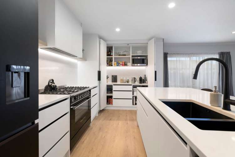 13 Monash Place Flat Bush_9