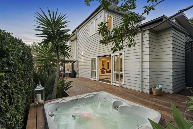 5 Aotearoa Terrace Murrays Bay_12