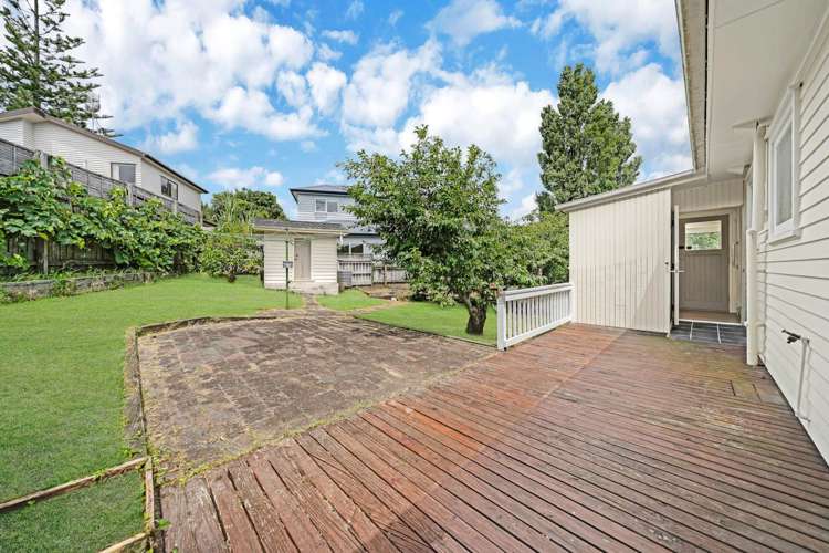 18 Raeben Avenue Hillcrest_22