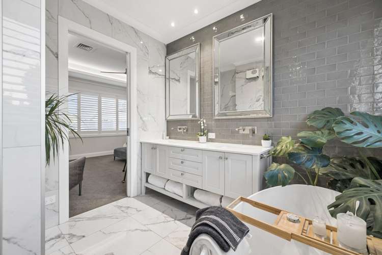 43 Thirteenth Avenue Avenues_15