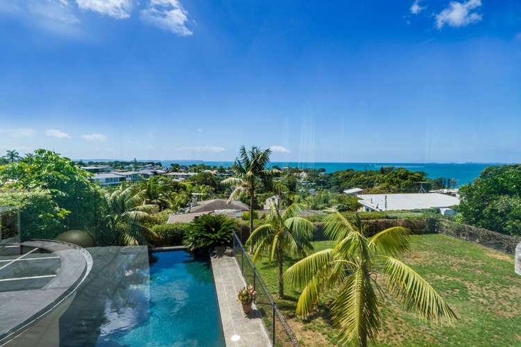 7 Rahopara Street Castor Bay_8