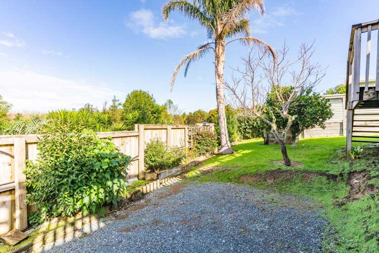 8 Montaine Place Maungaturoto_27