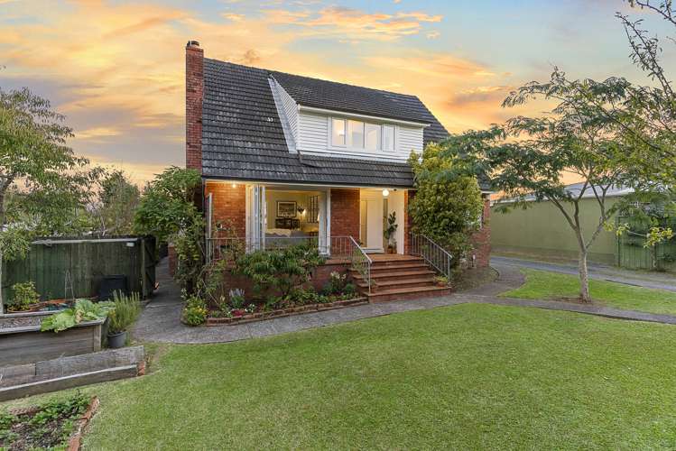 53 Paparoa Road Cockle Bay_34