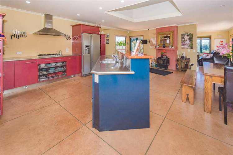 160 Milne Drive Paraparaumu_3