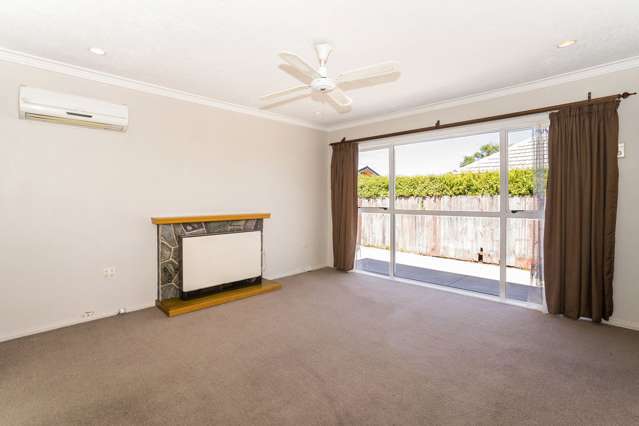 37 Denise Crescent Hornby_2