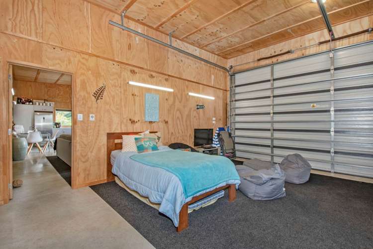 11 Chilcott Road Whananaki_16