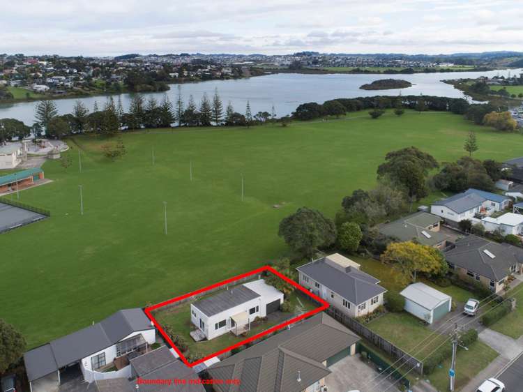 2/6 Centreway Road Orewa_12