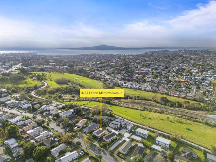 4/54 Felton Mathew Avenue Saint Johns_12