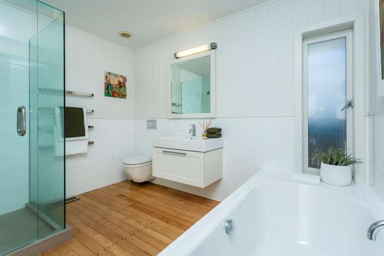 24 Hamana Street Narrow Neck_35