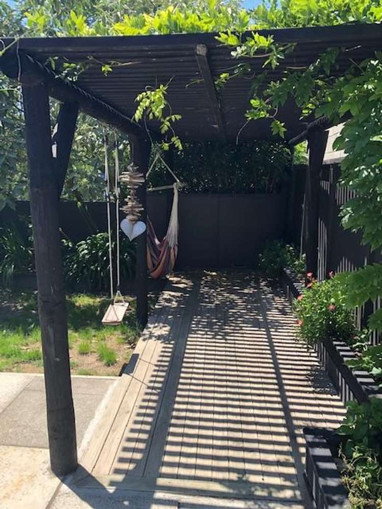 6 Byron Place Stoke_11