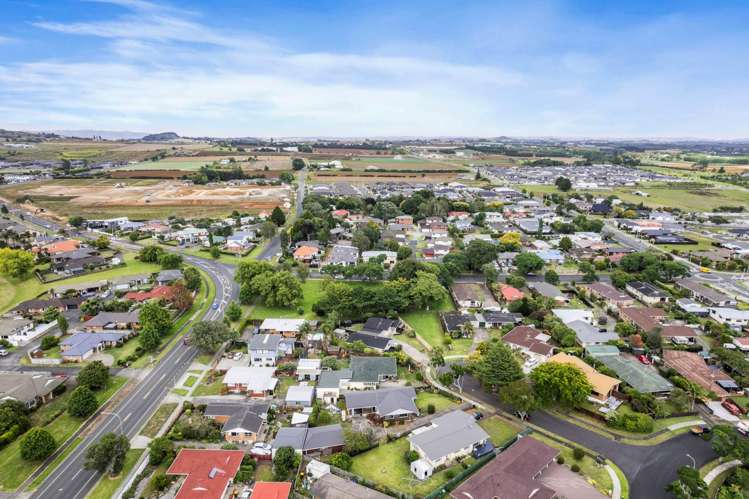 2/4 Lionel Sharp Place Pukekohe_22