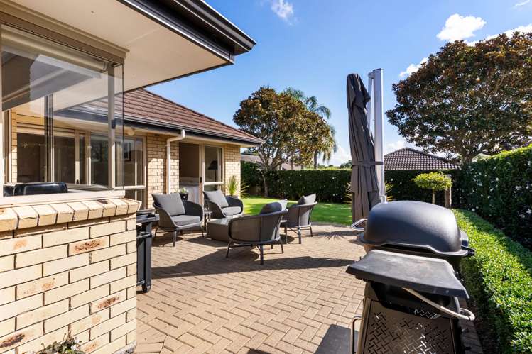 11 Greta Banks Place Wattle Downs_14