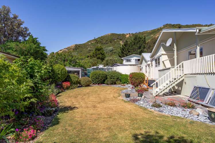 17 Te Miha Crescent Cape Palliser_24