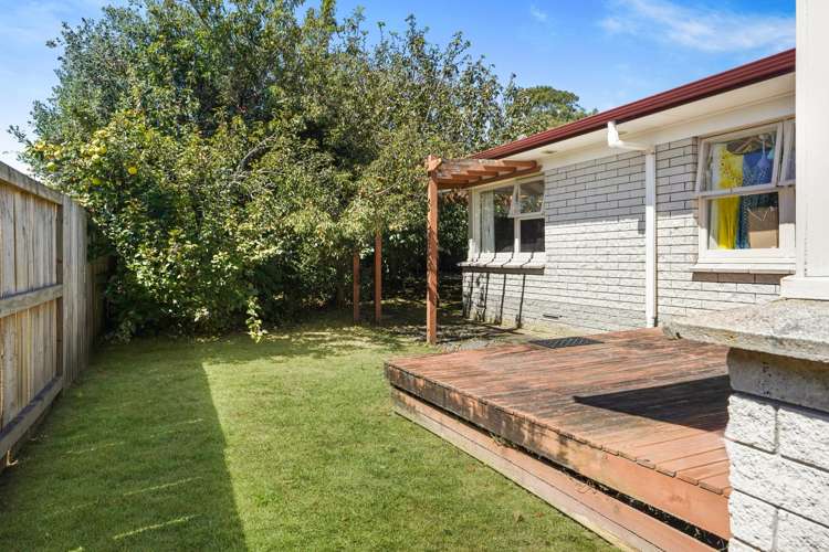 65 Resthill Crescent Glenview_16