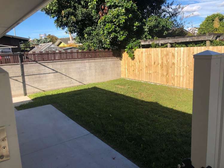 1/7 Tulloch Place Conifer Grove_2