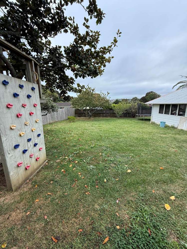 22 Harford Place Pakuranga Heights_15